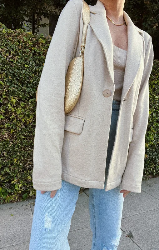 Lazy Chic Blazer ~ Tan Knit